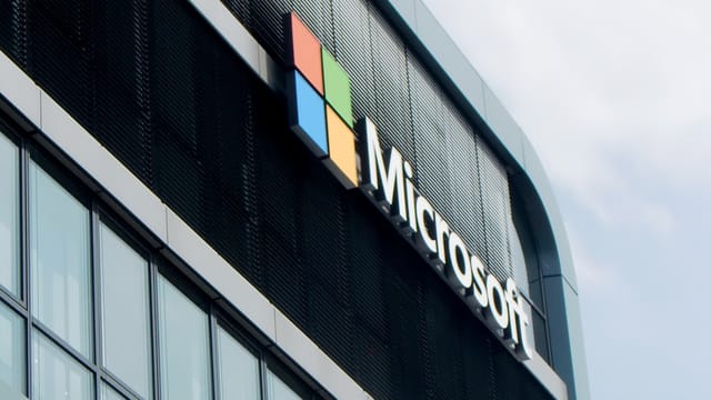 Mastering the Microsoft Software Engineer Interview: Questions, Process, and Expert Tips for Preparation Blog Image