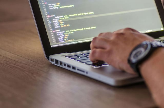How to Ace Coding Interviews, Phone Screens or Online Assessments Using AI: An In-Depth Guide Blog Image
